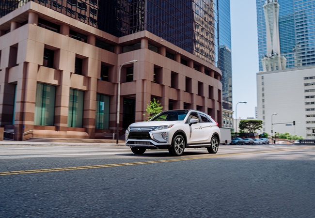 Mitsubishi Eclipse-Class image 2