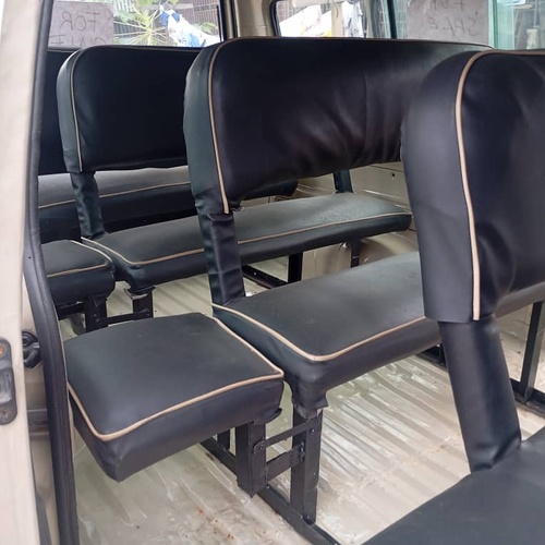 Mitsubishi L300 2004 for Sale In Port Harcourt