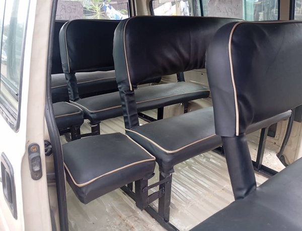 Mitsubishi L300 2004 for Sale In Port Harcourt