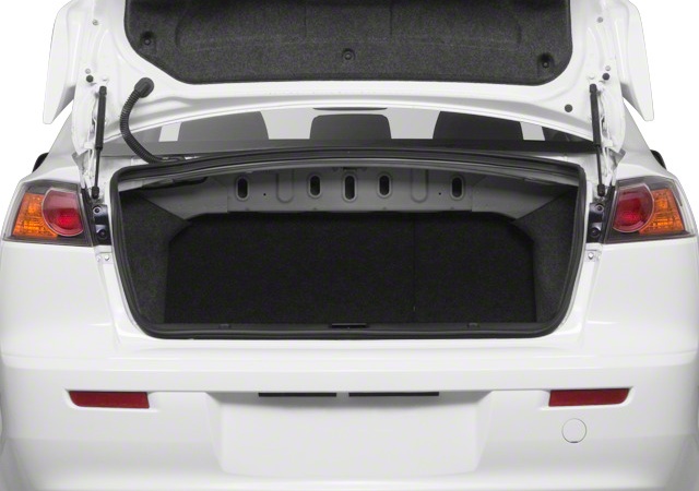 Mitsubishi Lancer Ralliart image 4