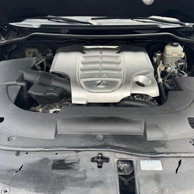 Neatly Maintained Toyota Landcruiser Jeep for Sell In Abuja