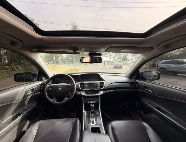 NEATLY USED 2016 HONDA ACCORD EXL FOR SALE IN ABUJA