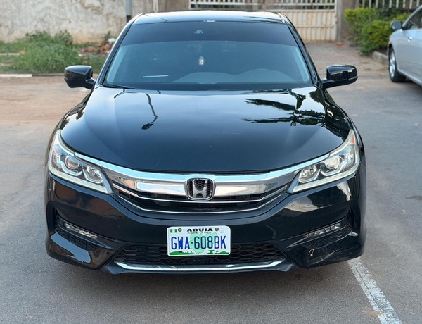NEATLY USED 2016 HONDA ACCORD EXL FOR SALE IN ABUJA