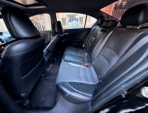 NEATLY USED 2016 HONDA ACCORD EXL FOR SALE IN ABUJA