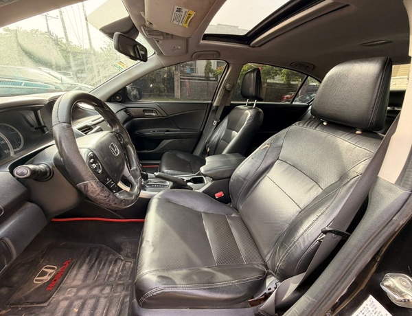 NEATLY USED 2016 HONDA ACCORD EXL FOR SALE IN ABUJA