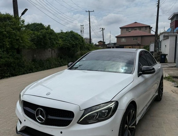 Mercedes Benz C300 2015 for Sale In Lagos
