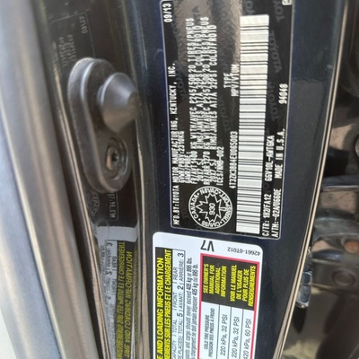 New Entry✨ Foreign Used 2014 Toyota VENZA LE for Sale In Abuja