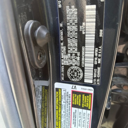 New Entry✨ Foreign Used 2014 Toyota VENZA LE for Sale In Abuja