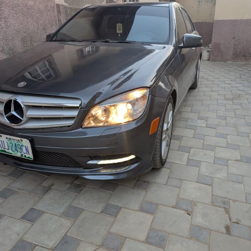 NIGERIAN USED 2011 MERCEDES BENZ C300 FOR SALE IN KANO