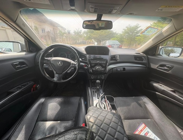 Nigerian Used  Acura ILX 2014 for Sale In Abuja
