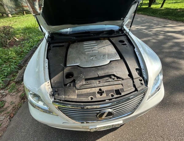 Nigerian used Lexus LS460 2008