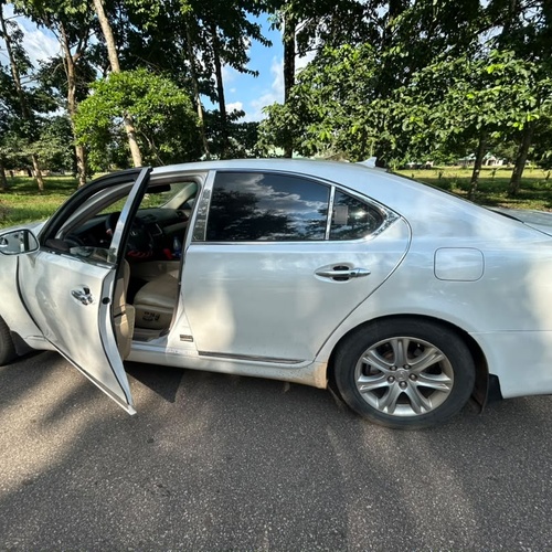Nigerian used Lexus LS460 2008