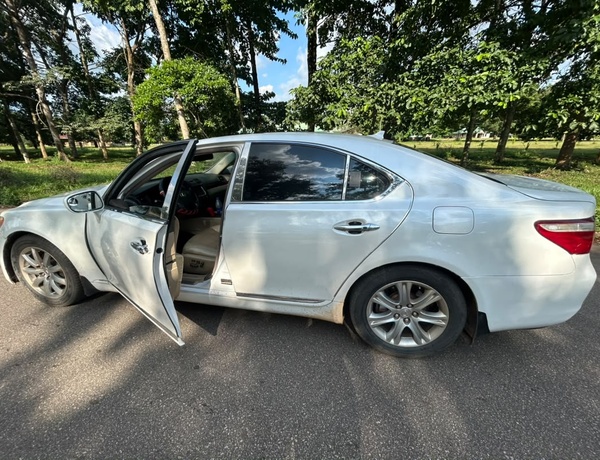 Nigerian used Lexus LS460 2008