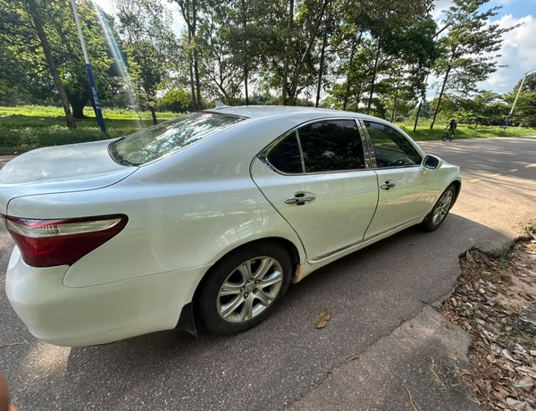 Nigerian used Lexus LS460 2008