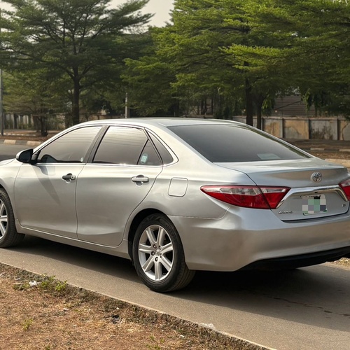 Nigerian Used Toyota Camry 2016 model for Sale In Abuja