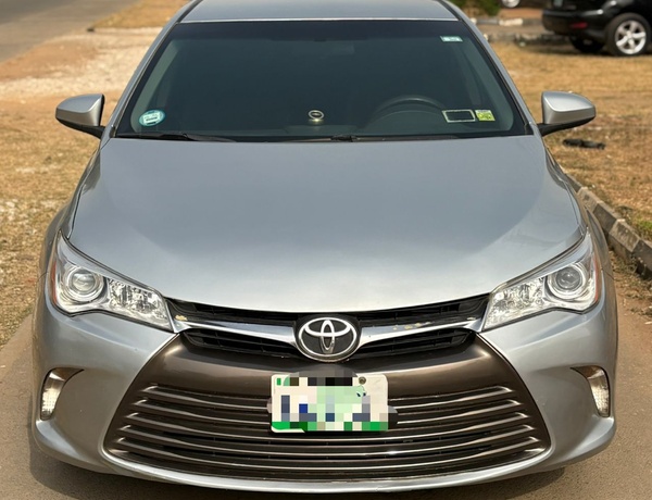 Nigerian Used Toyota Camry 2016 model for Sale In Abuja