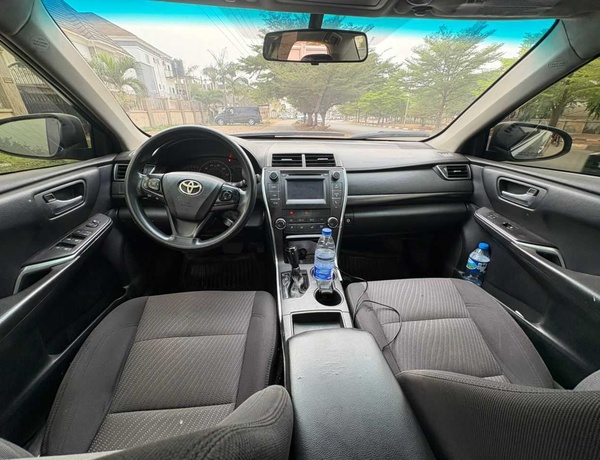 Nigerian Used Toyota Camry 2017 model for Sale In Abuja