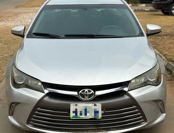 Nigerian Used Toyota Camry 2017 model for Sale In Abuja