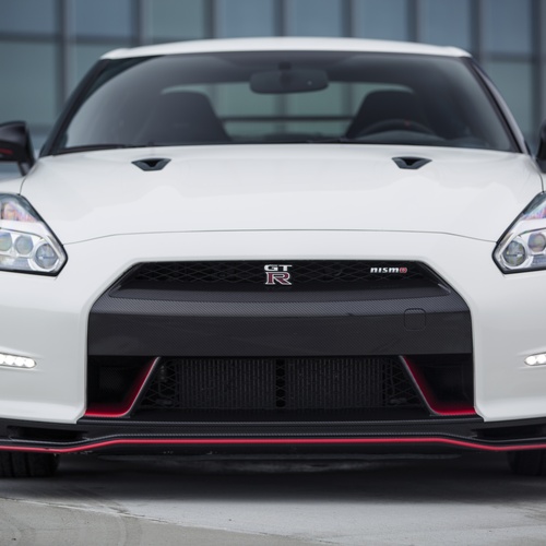 Nissan GT-R