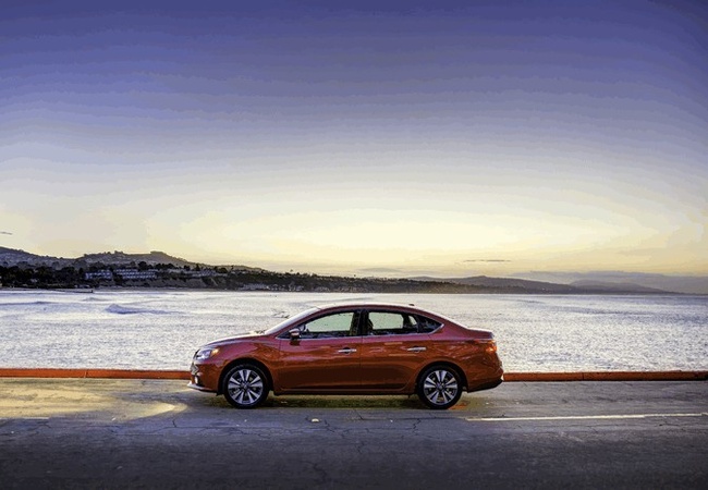 Nissan Sentra SV image 4