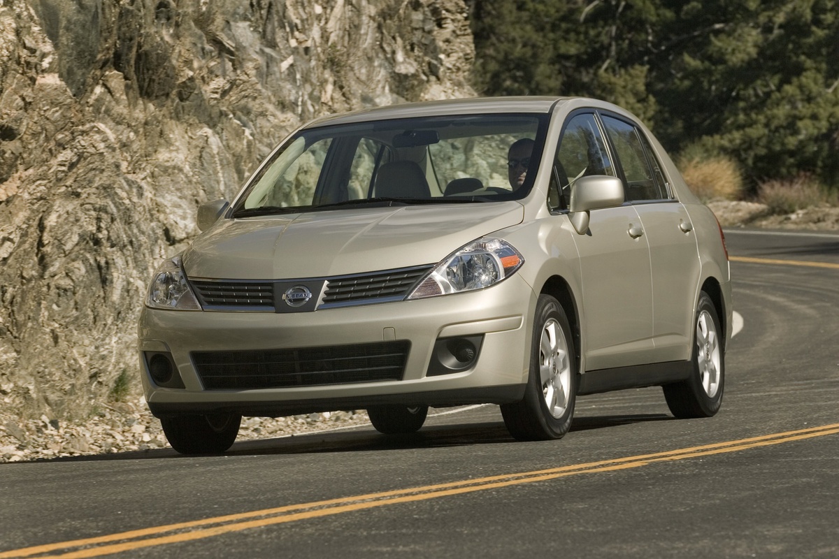 Nissan Versa