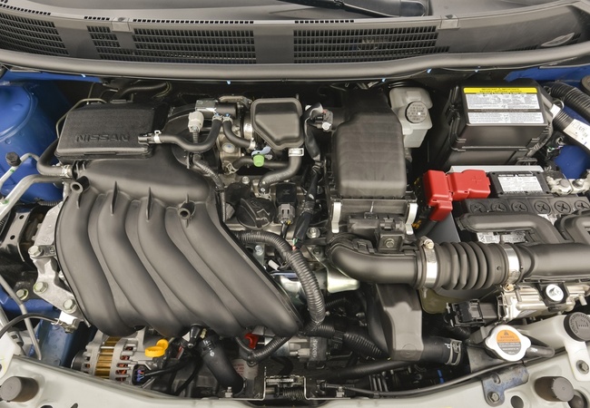 Nissan Versa image 2