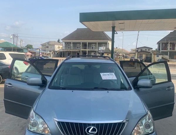 Oluwafemi Lexus Rx350 2008