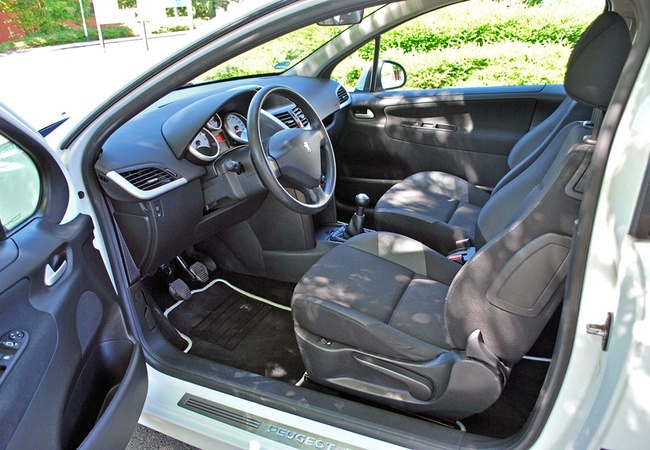 Peugeot 207 image 5