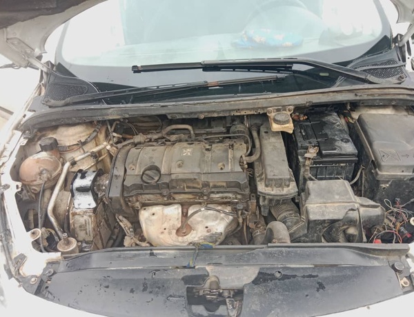 PEUGEOT 307 2000  FOR SALE  IN AKWA IBOM