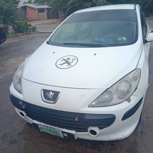 PEUGEOT 307 2000  FOR SALE  IN AKWA IBOM
