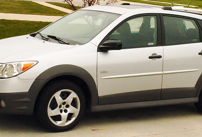 Pontiac Vibe logo Image