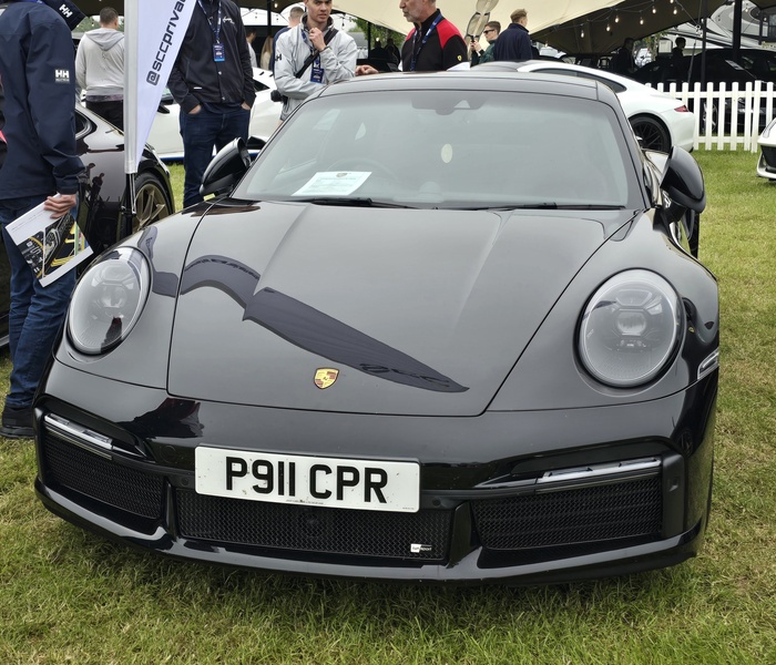 Porsche 911 logo Image