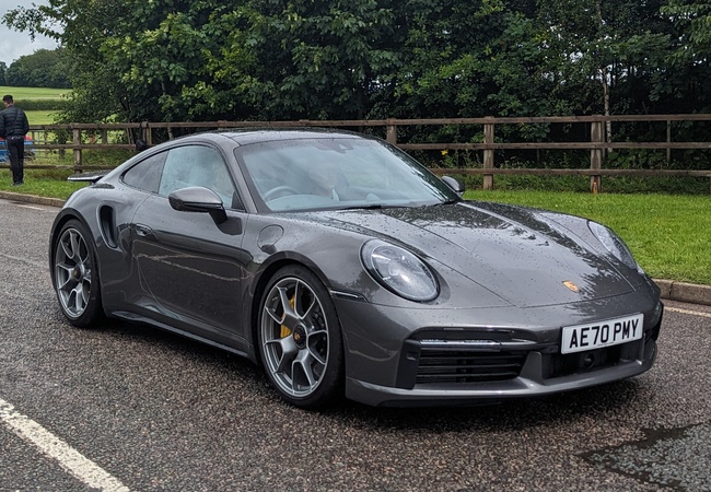 Porsche 911 image 3