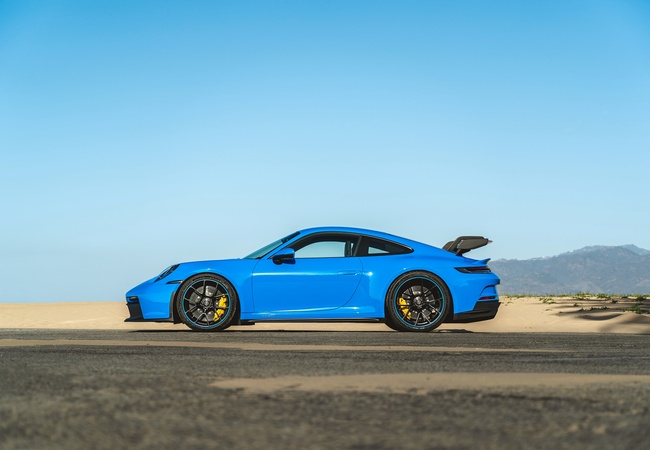 Porsche 911 GT3 image 2