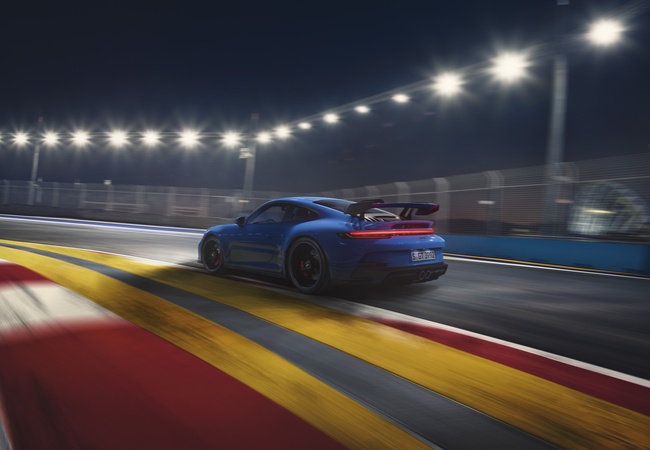 Porsche 911 GT3 image 5