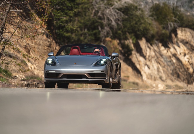 Porsche Boxster Spyder image 3