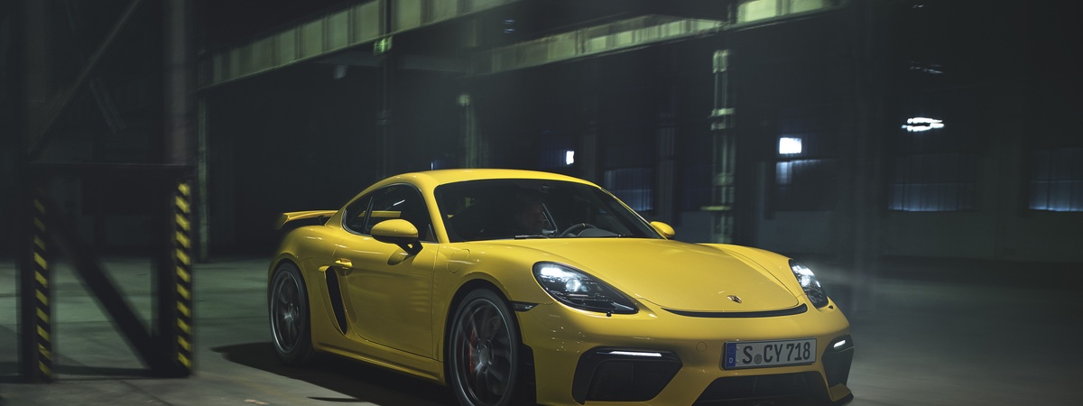 Porsche Hero Image