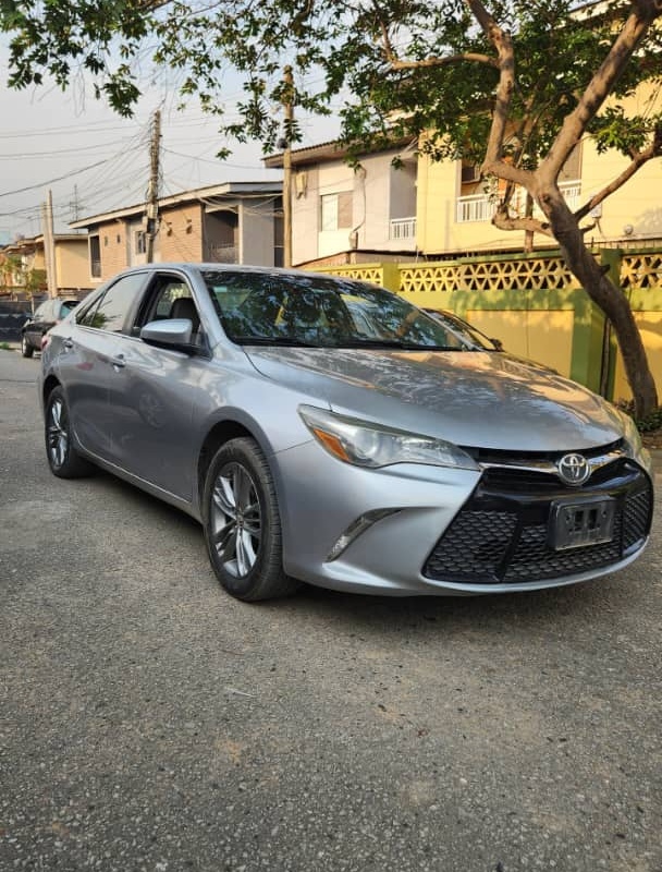 Reg 2015 Toyota Camry Sport for Sale In Lagos image