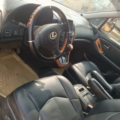 Registered 2002 Direct Rx300 Lexus jeep first body pan in Ikorodu