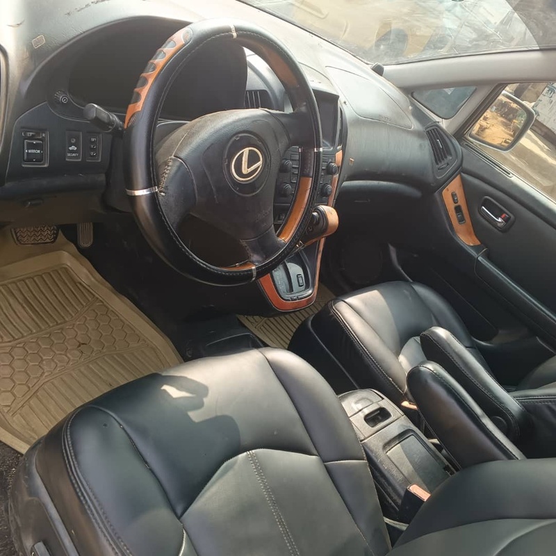 Registered 2002 Direct Rx300 Lexus jeep first body pan in Ikorodu image