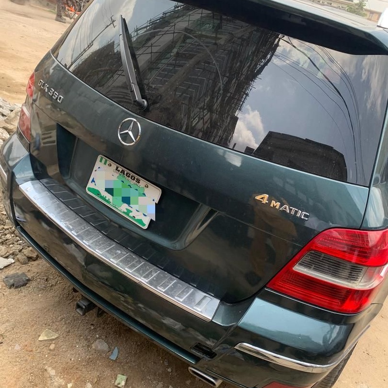 Registered Benz GLK 350 2011 image