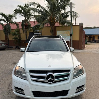 Registered Benz GLK 350 2012 in Yaba