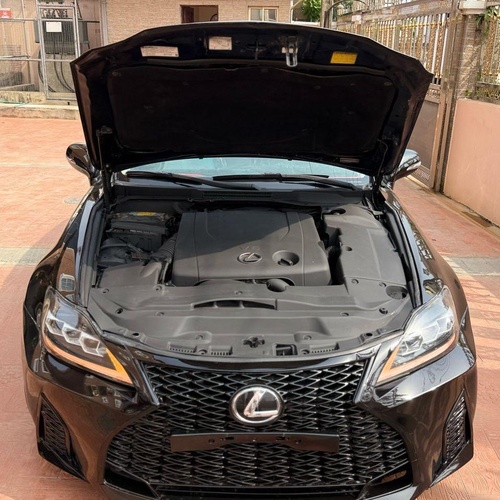 Registered Lexus is250 2009