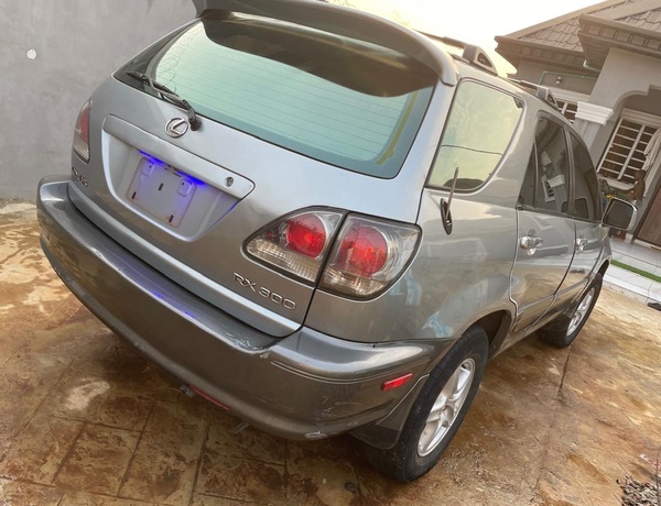 Registered Lexus Rx 330 2002