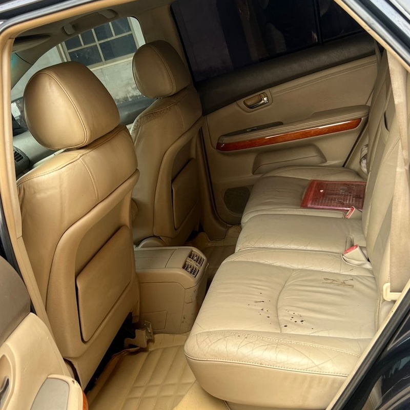 Registered Lexus Rx 330 2005 image