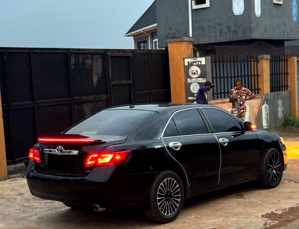 Registered Nigerian 2011 Model Toyota Camry LE Available.