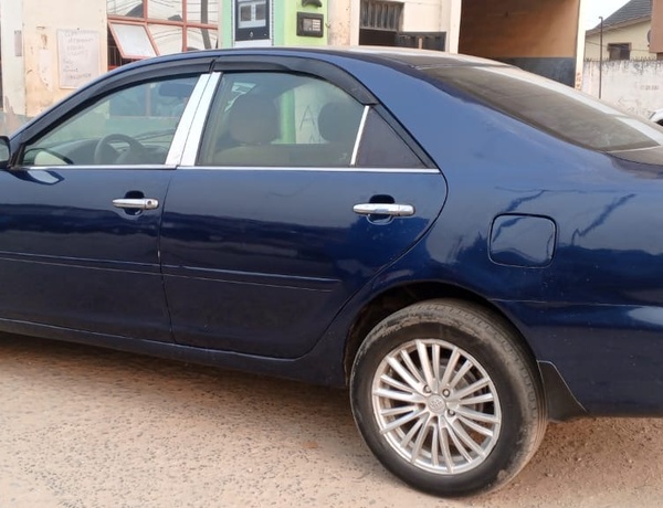 Registered Toyota Camry 2006 in Lagos