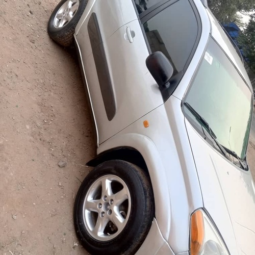 Registered Toyota RAV4 2004
