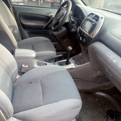 Registered Toyota RAV4 2004