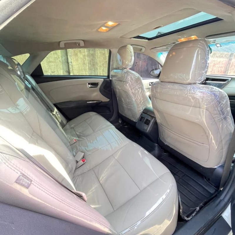 Sharp 2014 Toyota Avalon XLE for Sale In Rivers image